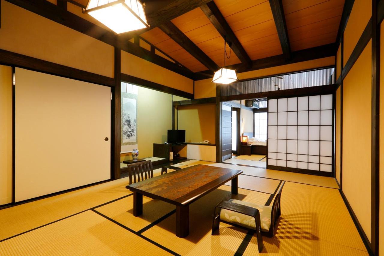 Okada Ryokan Warakutei Takayama  Luaran gambar